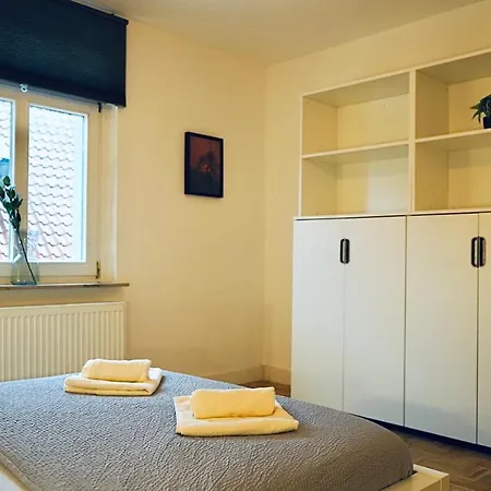 Geraeumiges Wohnen Fuer 7 Personen- Parkplatz- Waschmaschine- 3 Schlafzimmer * Wolfsburg